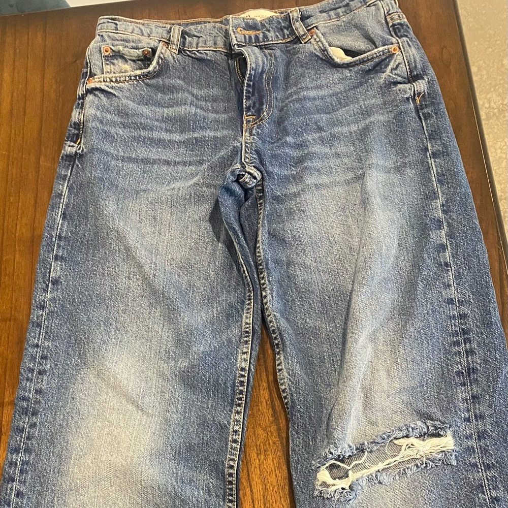Zara wide leg jeans - Size 6